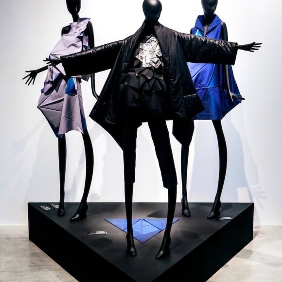 Issey Miyake  green  132 5. origami top JP3 US M, very rare - Picture 5 of 8